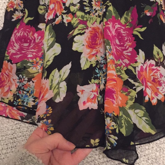 Crop tank top - Picture 2 of 4